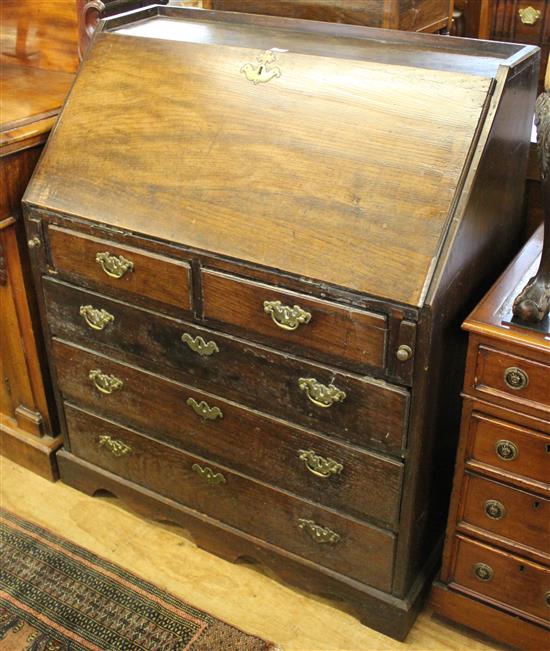 Georgian oak bureau(-)